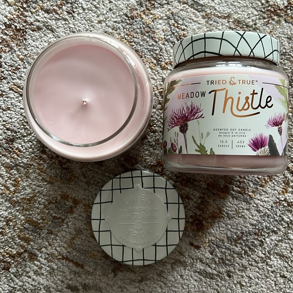 Tried & True Meadow Thistle Candle - Picture 2 of 6